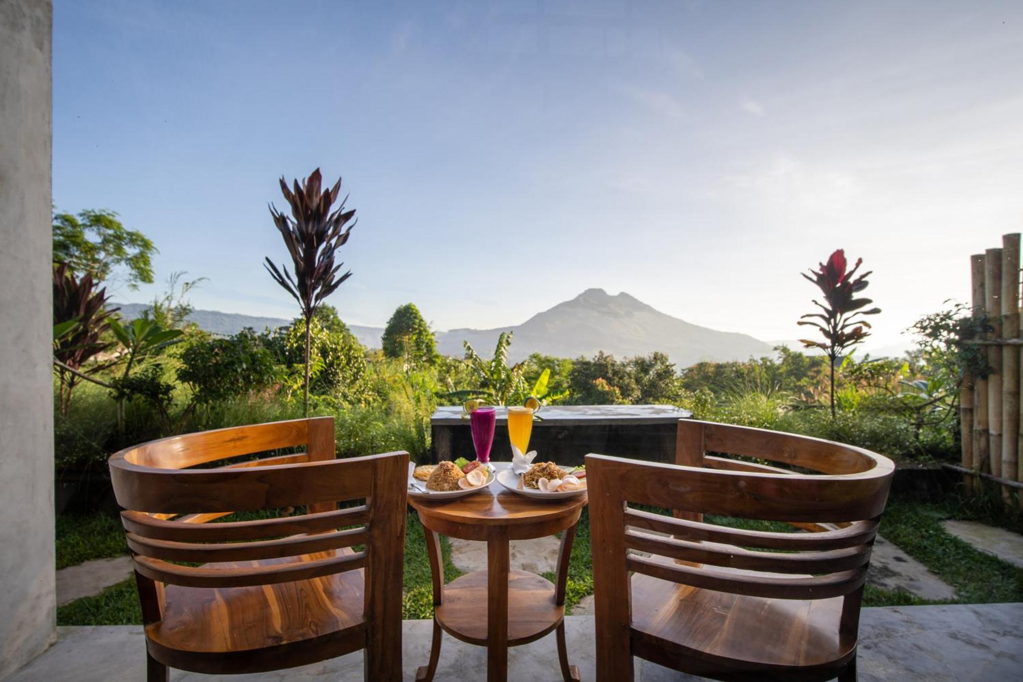 Puncak Gunung Kintamani Hotel Екстериор снимка