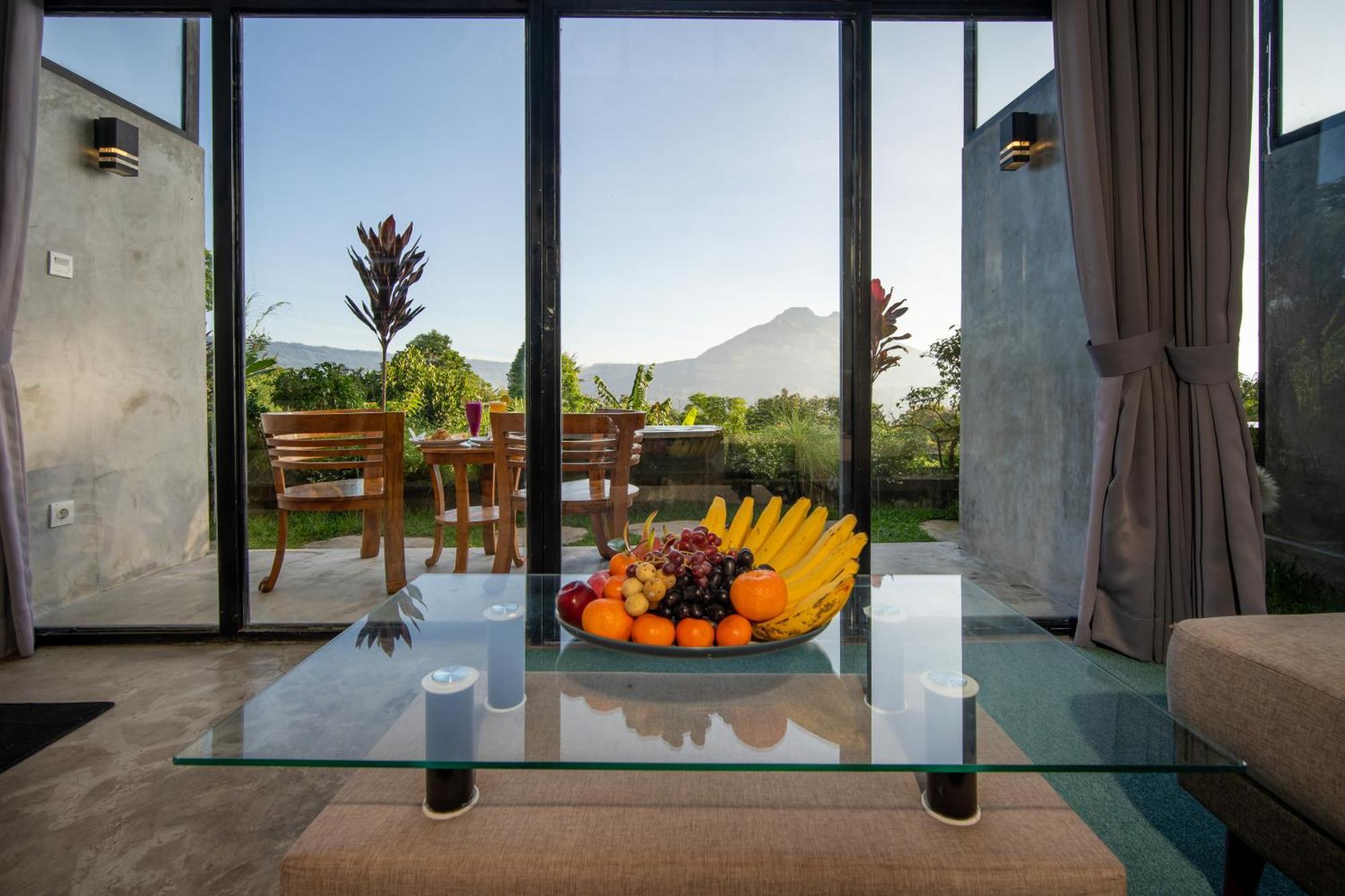 Puncak Gunung Kintamani Hotel Екстериор снимка